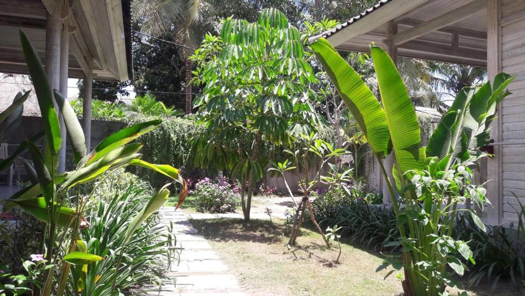 Hotel Vista Huts Lembongan Extérieur photo