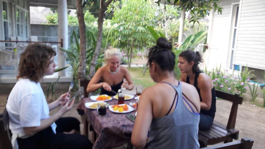 Hotel Vista Huts Lembongan Extérieur photo